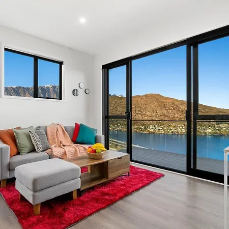 A Luckie Charm - 3-Bedroom Townhouse With Spectacular View Queenstown Exterior photo