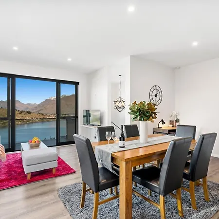 A Luckie Charm - 3-Bedroom Townhouse With Spectacular View Queenstown Exterior photo