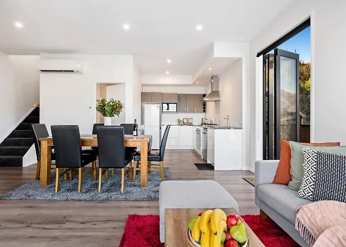 A Luckie Charm - 3-Bedroom Townhouse With Spectacular View