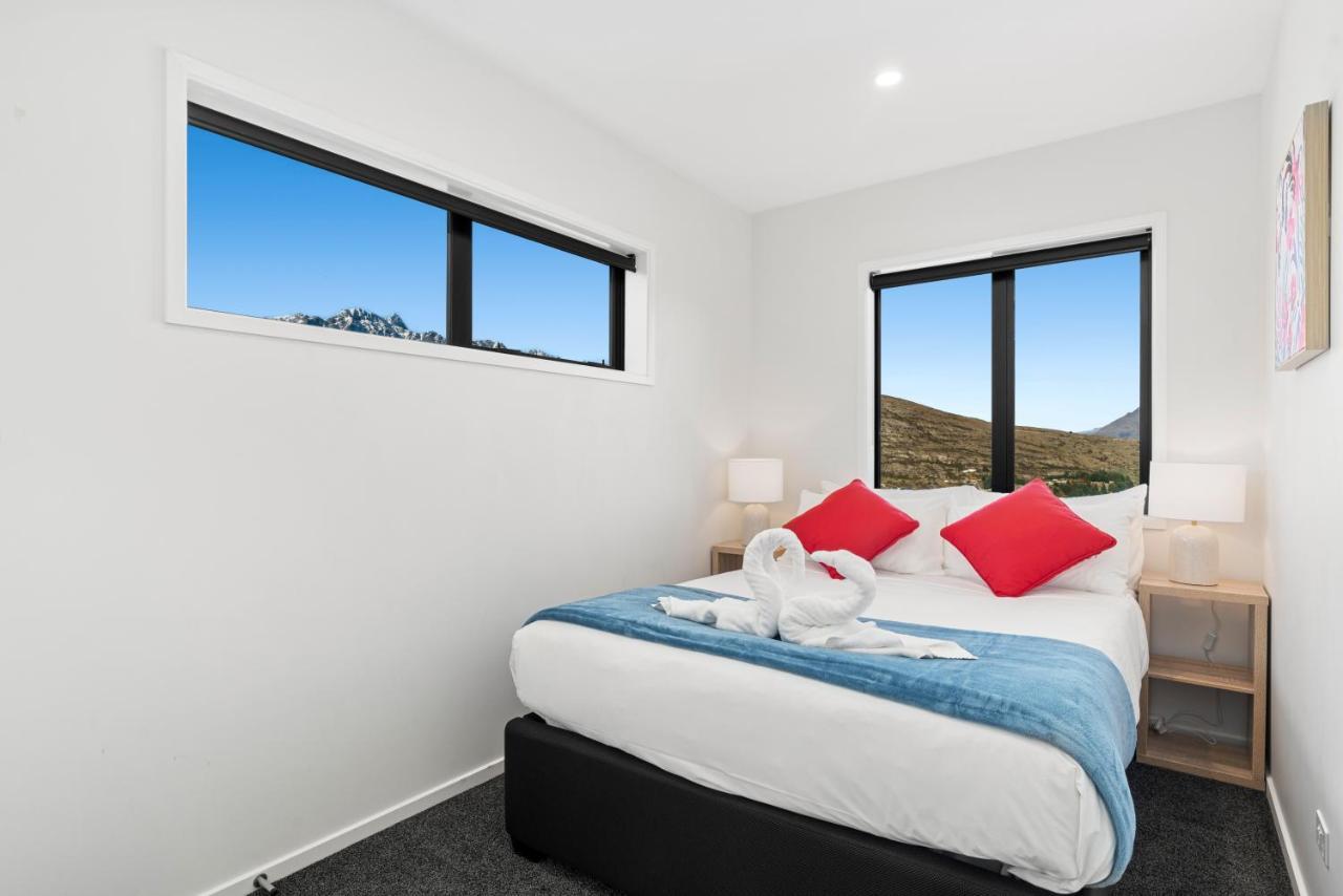 Holiday home A Luckie Charm - 3-bedroom Townhouse With Spectacular View *